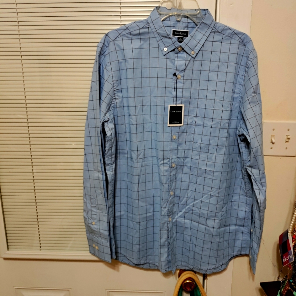 Club Room Brand New size Large Button Down